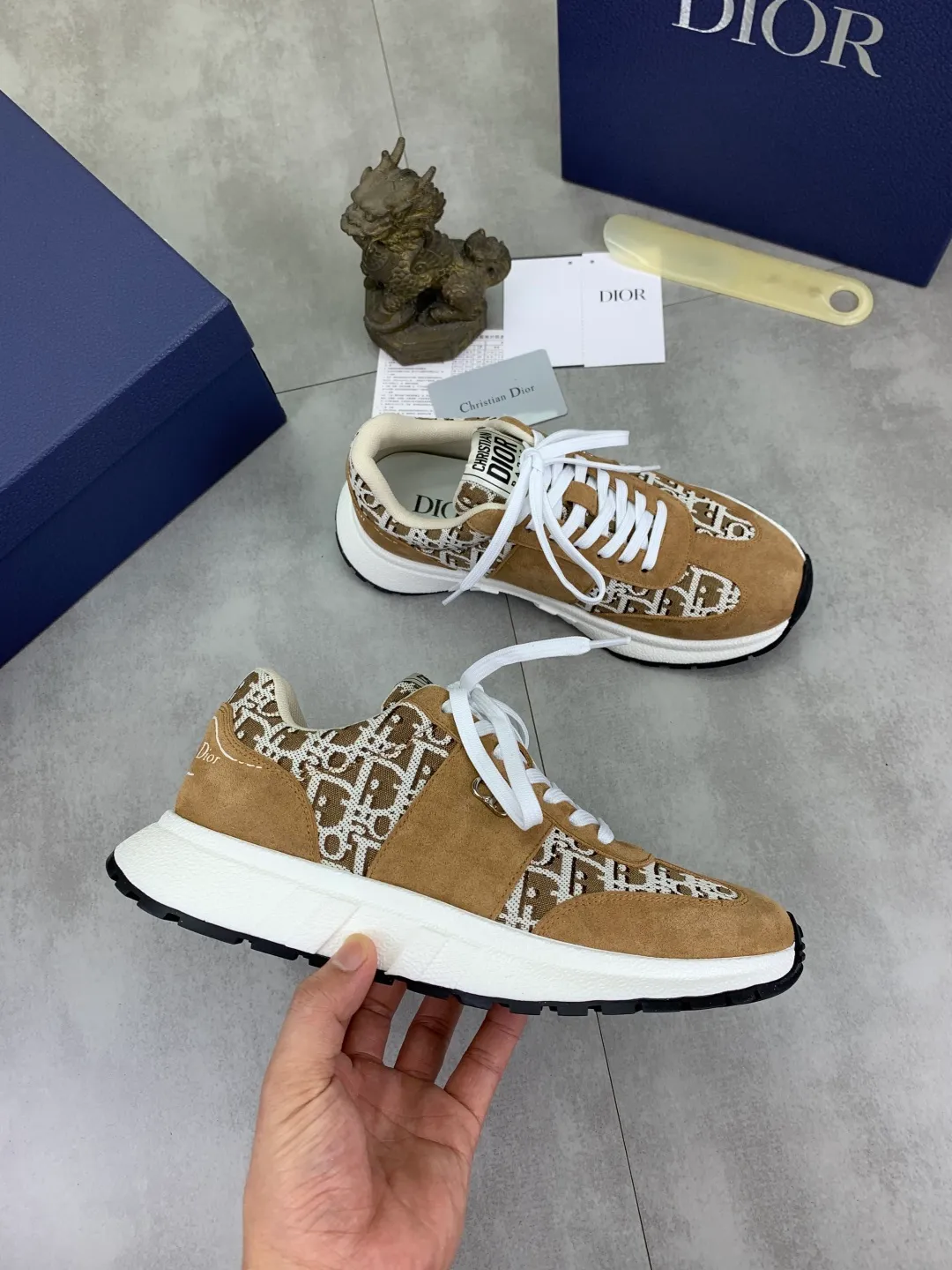 Men's Men's Shoes💰P440💰[New Style]🆘[Dior] 2025 Dior Original Lace-up Low-top Men's Shoes Classic casual shoes 🔥This model is the official classic model, with high quality and made by famous original designers. It is made of high-quality cowhide with original materials➕comfortable and breathable mesh lining➕pigskin insole. The perfect last shape and generous and fashionable design have attracted many consumers and are suitable for drivers to drive🚗. What you want is the best quality in the market. Color: seven colors. Code number: 38--44 (45 46 customized)